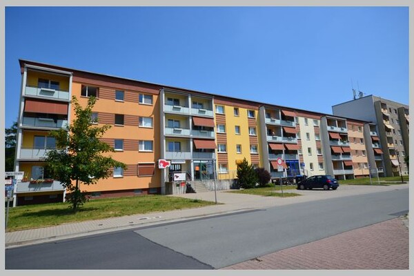 teilmöblierte 1-Raum Wohnung mit Küchenzeile und Mobilar, Besichtigung möglich
