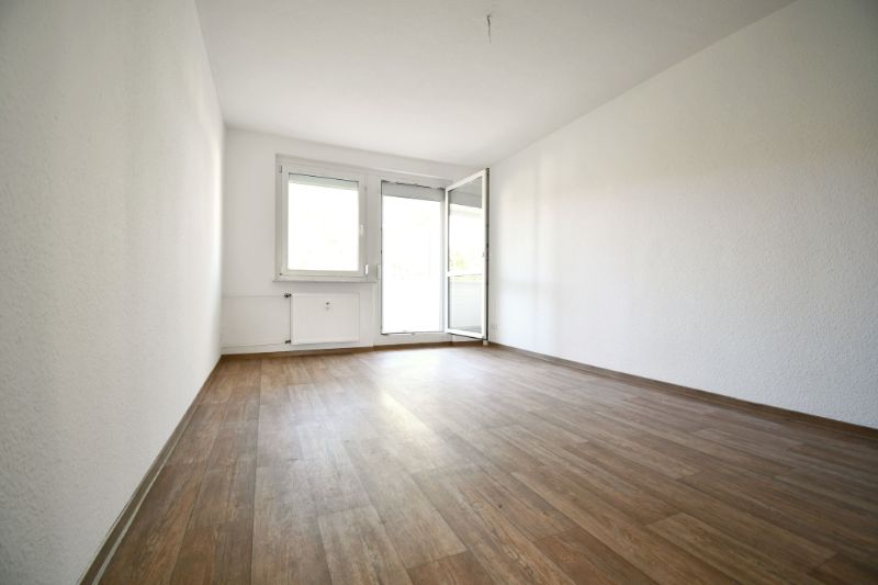 exposee-first-image